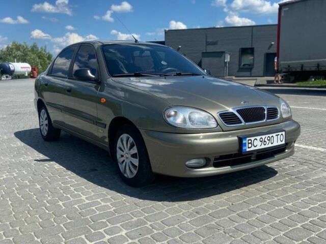 Бежевый Дэу Сенс, объемом двигателя 1.6 л и пробегом 220 тыс. км за 2300 $, фото 1 на Automoto.ua