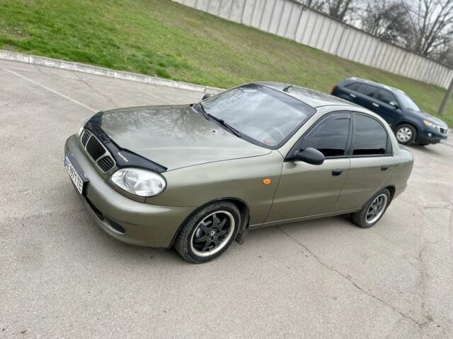 Бежевый Дэу Сенс, объемом двигателя 1.5 л и пробегом 180 тыс. км за 2500 $, фото 1 на Automoto.ua