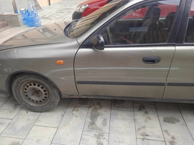 Бежевый Дэу Сенс, объемом двигателя 1.3 л и пробегом 220 тыс. км за 930 $, фото 1 на Automoto.ua