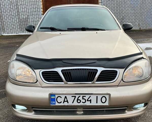 Бежевый Дэу Сенс, объемом двигателя 1.5 л и пробегом 165 тыс. км за 2200 $, фото 1 на Automoto.ua