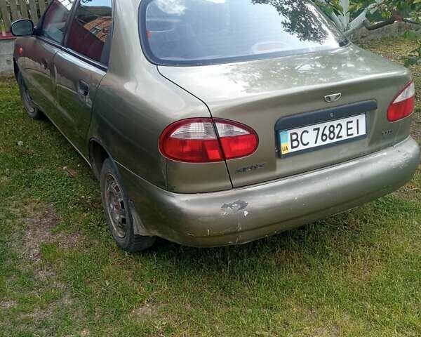 Бежевый Дэу Сенс, объемом двигателя 1.3 л и пробегом 200 тыс. км за 750 $, фото 1 на Automoto.ua