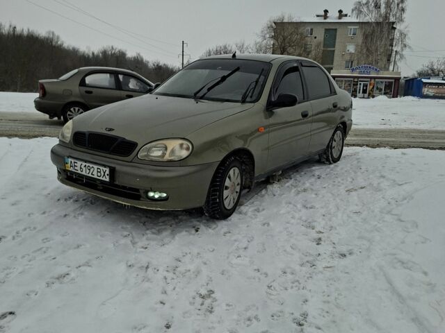 Бежевый Дэу Сенс, объемом двигателя 0 л и пробегом 212 тыс. км за 1800 $, фото 1 на Automoto.ua