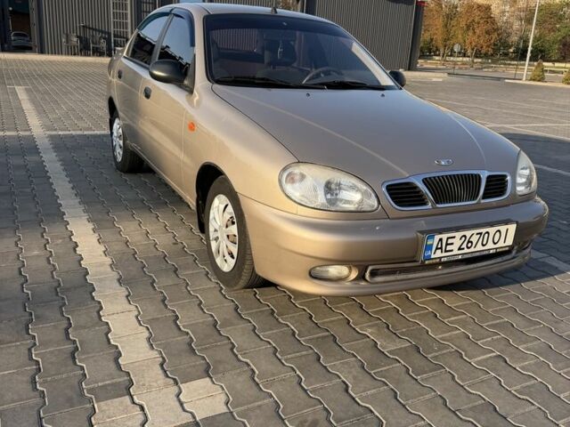 Бежевый Дэу Сенс, объемом двигателя 0 л и пробегом 129 тыс. км за 2501 $, фото 1 на Automoto.ua