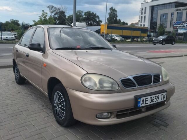 Бежевый Дэу Сенс, объемом двигателя 1.5 л и пробегом 197 тыс. км за 2100 $, фото 1 на Automoto.ua