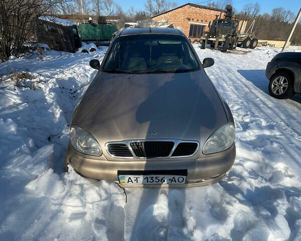 Бежевый Дэу Сенс, объемом двигателя 1.4 л и пробегом 150 тыс. км за 700 $, фото 1 на Automoto.ua
