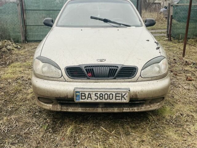 Бежевый Дэу Сенс, объемом двигателя 1.5 л и пробегом 190 тыс. км за 2200 $, фото 1 на Automoto.ua