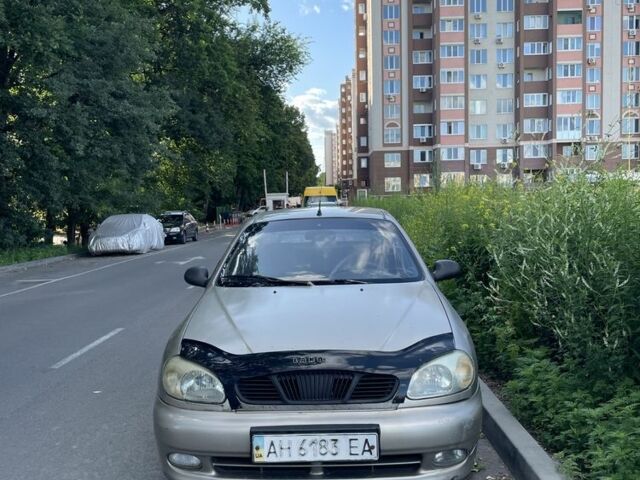 Бежевый Дэу Сенс, объемом двигателя 1.5 л и пробегом 290 тыс. км за 1000 $, фото 1 на Automoto.ua