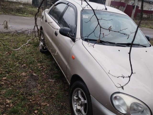 Бежевий Деу Сенс, об'ємом двигуна 1.6 л та пробігом 175 тис. км за 2000 $, фото 1 на Automoto.ua