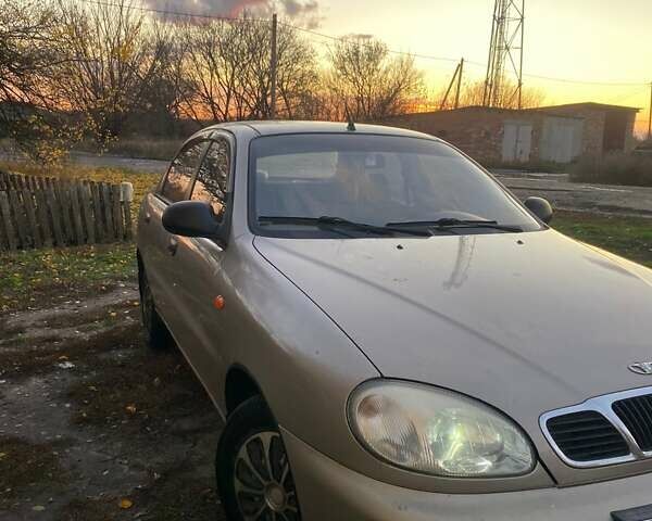 Бежевий Деу Сенс, об'ємом двигуна 1.5 л та пробігом 194 тис. км за 3000 $, фото 1 на Automoto.ua