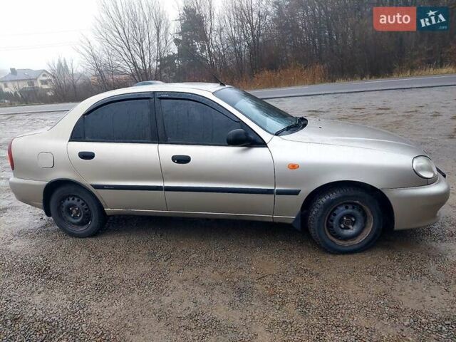 Бежевый Дэу Сенс, объемом двигателя 1.5 л и пробегом 144 тыс. км за 2000 $, фото 1 на Automoto.ua
