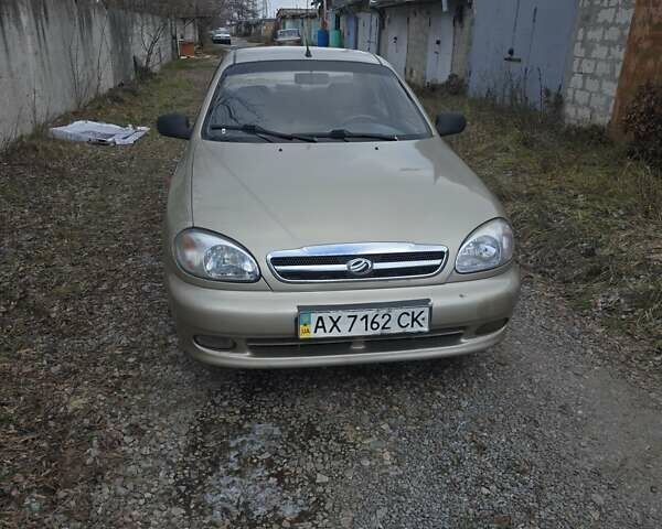 Бежевий Деу Сенс, об'ємом двигуна 1.3 л та пробігом 111 тис. км за 2250 $, фото 1 на Automoto.ua