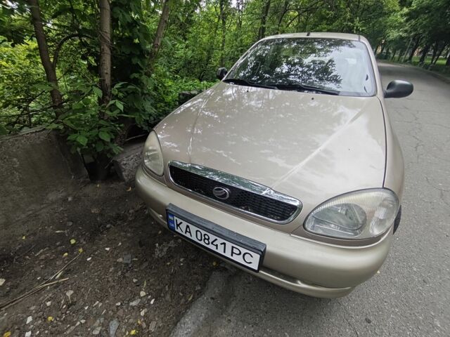 Бежевый Дэу Сенс, объемом двигателя 1.3 л и пробегом 175 тыс. км за 2416 $, фото 1 на Automoto.ua