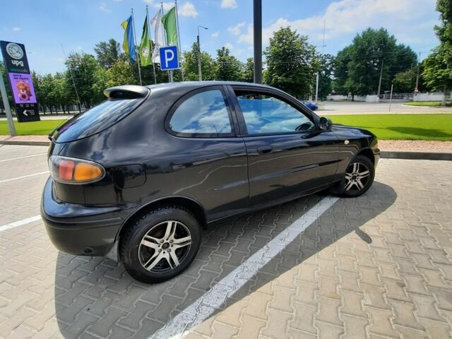 Черный Дэу Сенс, объемом двигателя 1.6 л и пробегом 250 тыс. км за 2050 $, фото 1 на Automoto.ua
