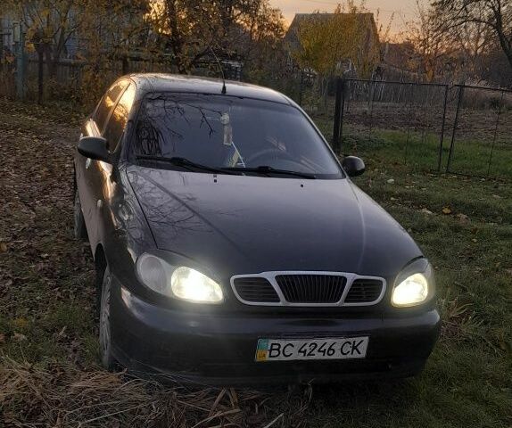 Черный Дэу Сенс, объемом двигателя 0 л и пробегом 200 тыс. км за 1550 $, фото 1 на Automoto.ua