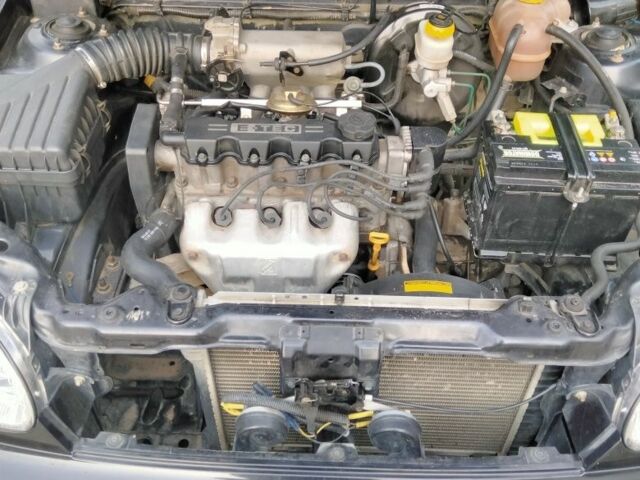 Черный Дэу Сенс, объемом двигателя 1.5 л и пробегом 120 тыс. км за 2750 $, фото 1 на Automoto.ua