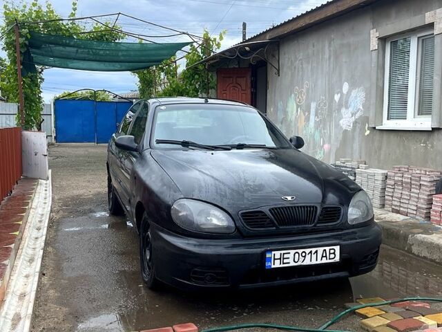 Черный Дэу Сенс, объемом двигателя 1.4 л и пробегом 200 тыс. км за 1200 $, фото 1 на Automoto.ua