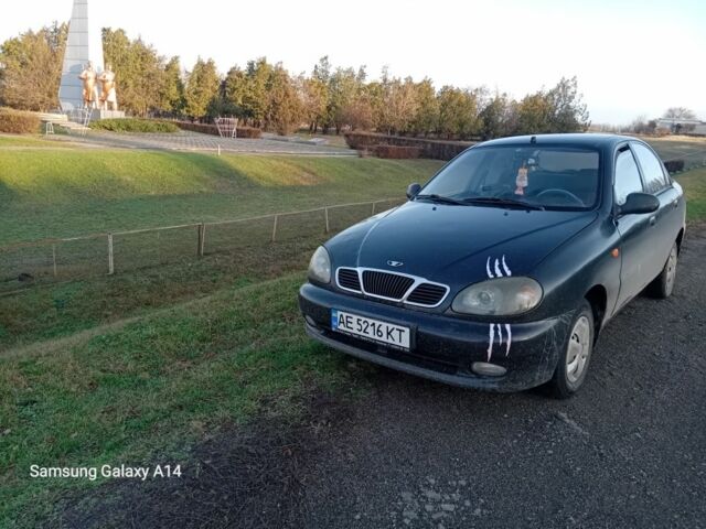 Черный Дэу Сенс, объемом двигателя 1.5 л и пробегом 200 тыс. км за 2800 $, фото 1 на Automoto.ua
