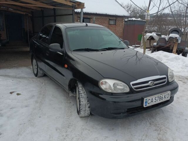 Черный Дэу Сенс, объемом двигателя 1.6 л и пробегом 206 тыс. км за 2550 $, фото 1 на Automoto.ua