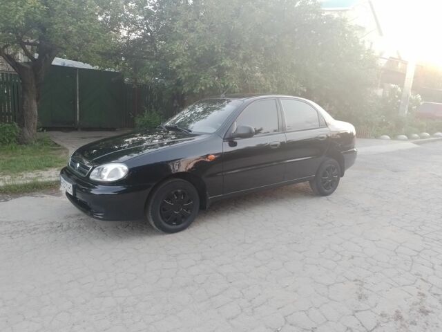 Черный Дэу Сенс, объемом двигателя 1.3 л и пробегом 160 тыс. км за 2400 $, фото 1 на Automoto.ua