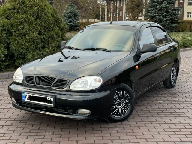 Черный Дэу Сенс, объемом двигателя 1.5 л и пробегом 197 тыс. км за 2999 $, фото 1 на Automoto.ua