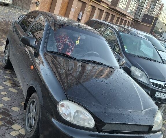 Деу Сенс 2012 у Вінниці на Automoto.ua Чорний Деу Сенс, об'ємом двигуна 1.3 л та пробігом 120 тис. км за 2200 $, фото 1 на Automoto.ua