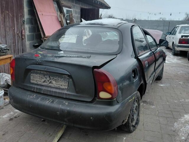 Черный Дэу Сенс, объемом двигателя 1 л и пробегом 303 тыс. км за 233 $, фото 1 на Automoto.ua