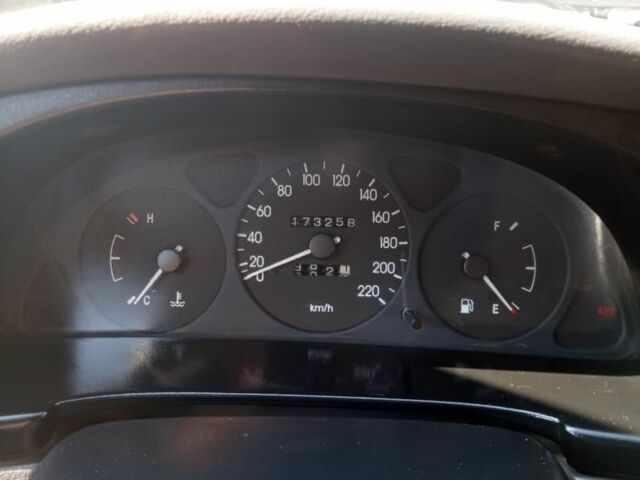 Коричневый Дэу Сенс, объемом двигателя 1.5 л и пробегом 175 тыс. км за 1300 $, фото 1 на Automoto.ua