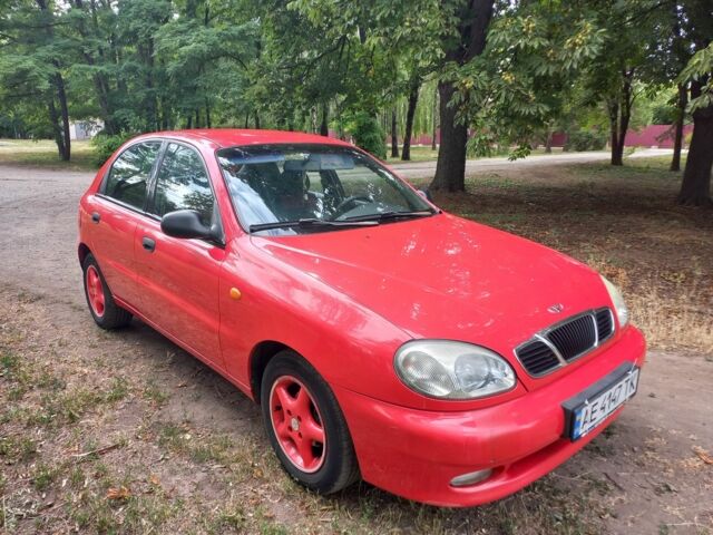 Красный Дэу Сенс, объемом двигателя 1.5 л и пробегом 140 тыс. км за 2700 $, фото 1 на Automoto.ua
