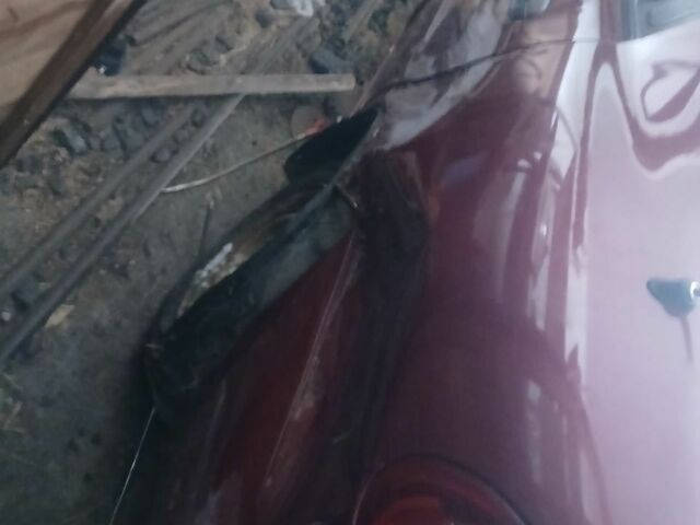 Красный Дэу Сенс, объемом двигателя 1.5 л и пробегом 490 тыс. км за 628 $, фото 1 на Automoto.ua