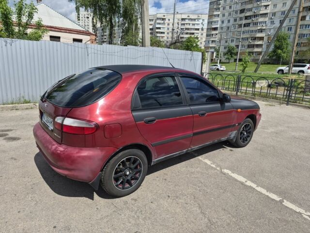 Червоний Деу Сенс, об'ємом двигуна 1.5 л та пробігом 225 тис. км за 2000 $, фото 1 на Automoto.ua