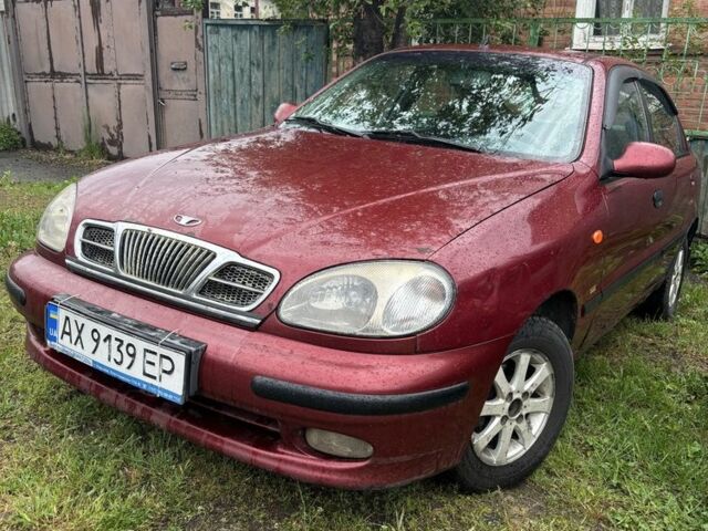 Красный Дэу Сенс, объемом двигателя 1.5 л и пробегом 350 тыс. км за 1700 $, фото 1 на Automoto.ua
