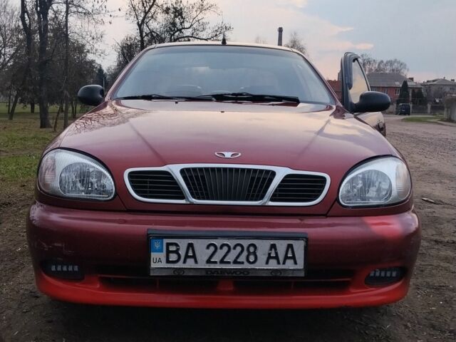 Красный Дэу Сенс, объемом двигателя 1.3 л и пробегом 285 тыс. км за 3000 $, фото 1 на Automoto.ua