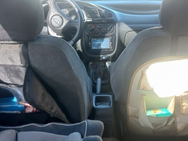 Красный Дэу Сенс, объемом двигателя 1.6 л и пробегом 200 тыс. км за 2550 $, фото 1 на Automoto.ua