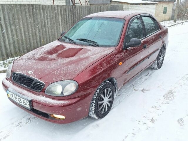 Красный Дэу Сенс, объемом двигателя 1.5 л и пробегом 240 тыс. км за 2590 $, фото 1 на Automoto.ua