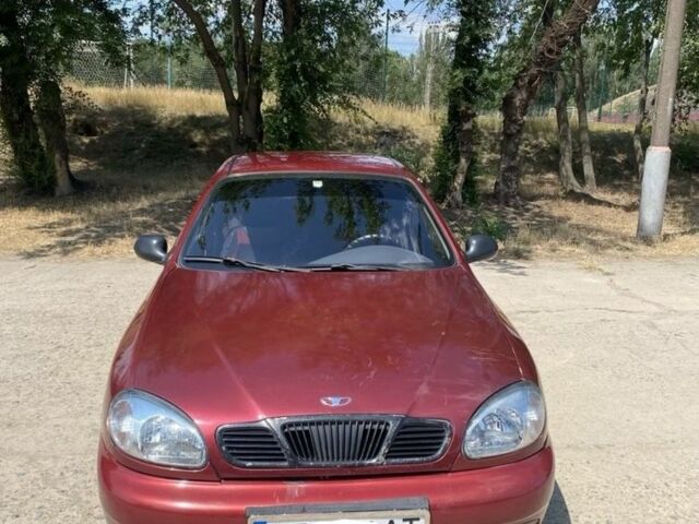 Красный Дэу Сенс, объемом двигателя 1.3 л и пробегом 270 тыс. км за 1305 $, фото 1 на Automoto.ua