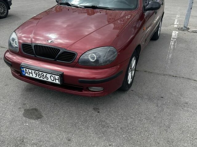 Красный Дэу Сенс, объемом двигателя 1.5 л и пробегом 350 тыс. км за 2200 $, фото 1 на Automoto.ua