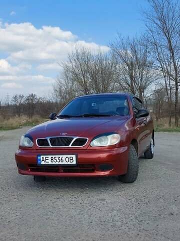 Красный Дэу Сенс, объемом двигателя 1.3 л и пробегом 299 тыс. км за 1900 $, фото 1 на Automoto.ua