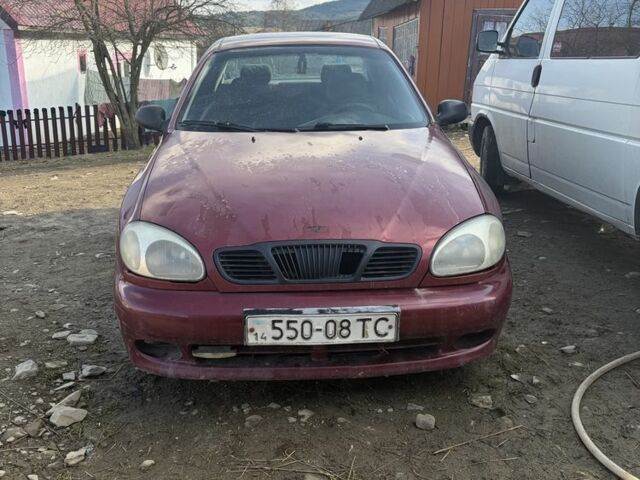 Красный Дэу Сенс, объемом двигателя 1.5 л и пробегом 242 тыс. км за 700 $, фото 1 на Automoto.ua