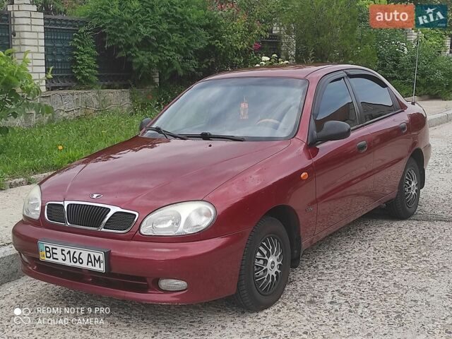 Красный Дэу Сенс, объемом двигателя 1.3 л и пробегом 180 тыс. км за 2000 $, фото 1 на Automoto.ua