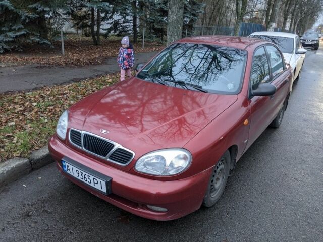 Красный Дэу Сенс, объемом двигателя 1.5 л и пробегом 174 тыс. км за 2700 $, фото 1 на Automoto.ua