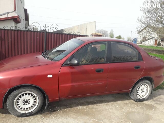 Красный Дэу Сенс, объемом двигателя 1.6 л и пробегом 170 тыс. км за 1350 $, фото 1 на Automoto.ua