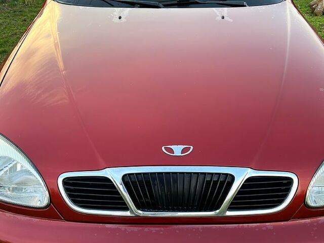 Красный Дэу Сенс, объемом двигателя 1.3 л и пробегом 0 тыс. км за 2000 $, фото 1 на Automoto.ua