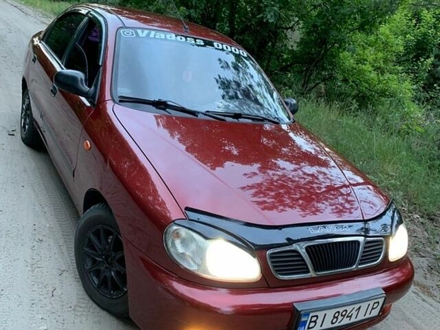 Красный Дэу Сенс, объемом двигателя 1.3 л и пробегом 180 тыс. км за 2050 $, фото 1 на Automoto.ua