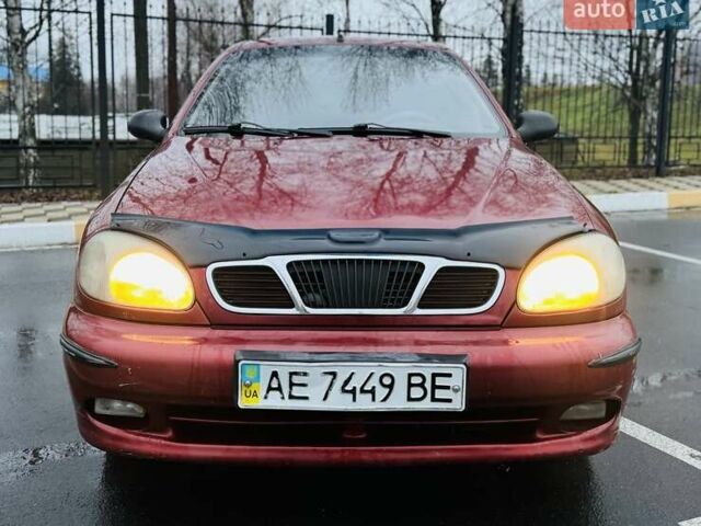 Красный Дэу Сенс, объемом двигателя 1.3 л и пробегом 307 тыс. км за 1200 $, фото 1 на Automoto.ua