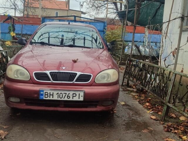 Красный Дэу Сенс, объемом двигателя 1.3 л и пробегом 1 тыс. км за 1500 $, фото 1 на Automoto.ua