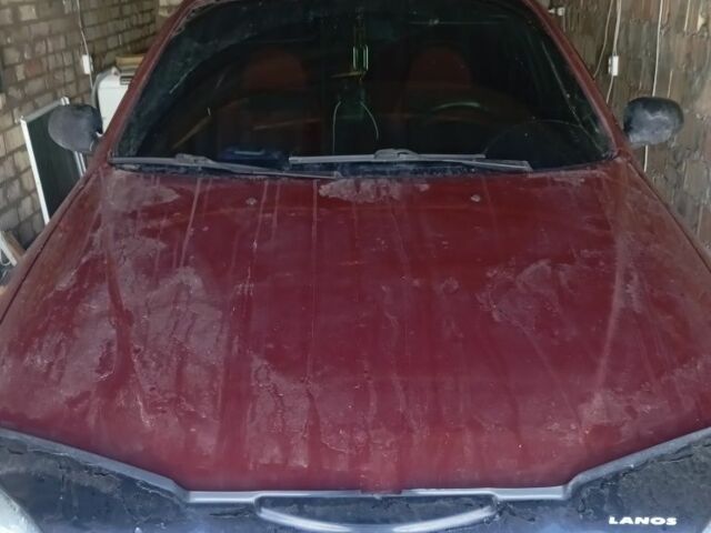 Червоний Деу Сенс, об'ємом двигуна 1.3 л та пробігом 384 тис. км за 2324 $, фото 1 на Automoto.ua