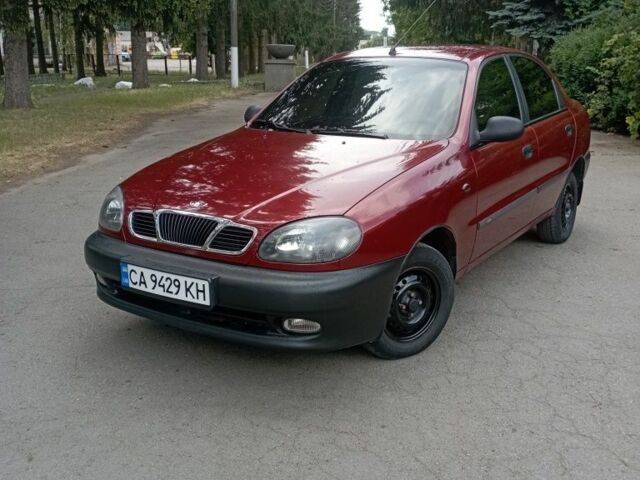 Красный Дэу Сенс, объемом двигателя 1.3 л и пробегом 170 тыс. км за 2500 $, фото 1 на Automoto.ua