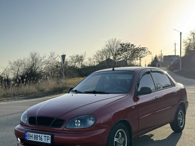 Красный Дэу Сенс, объемом двигателя 1.5 л и пробегом 150 тыс. км за 2500 $, фото 1 на Automoto.ua