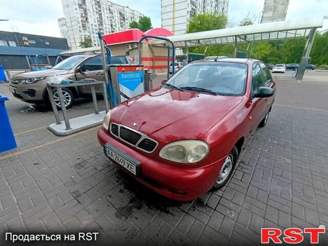 Красный Дэу Сенс, объемом двигателя 1.3 л и пробегом 205 тыс. км за 1500 $, фото 1 на Automoto.ua