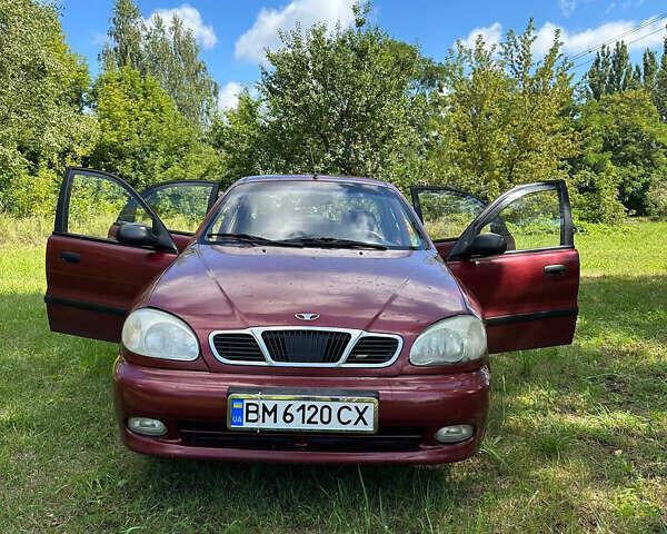 Красный Дэу Сенс, объемом двигателя 1.3 л и пробегом 150 тыс. км за 1900 $, фото 1 на Automoto.ua